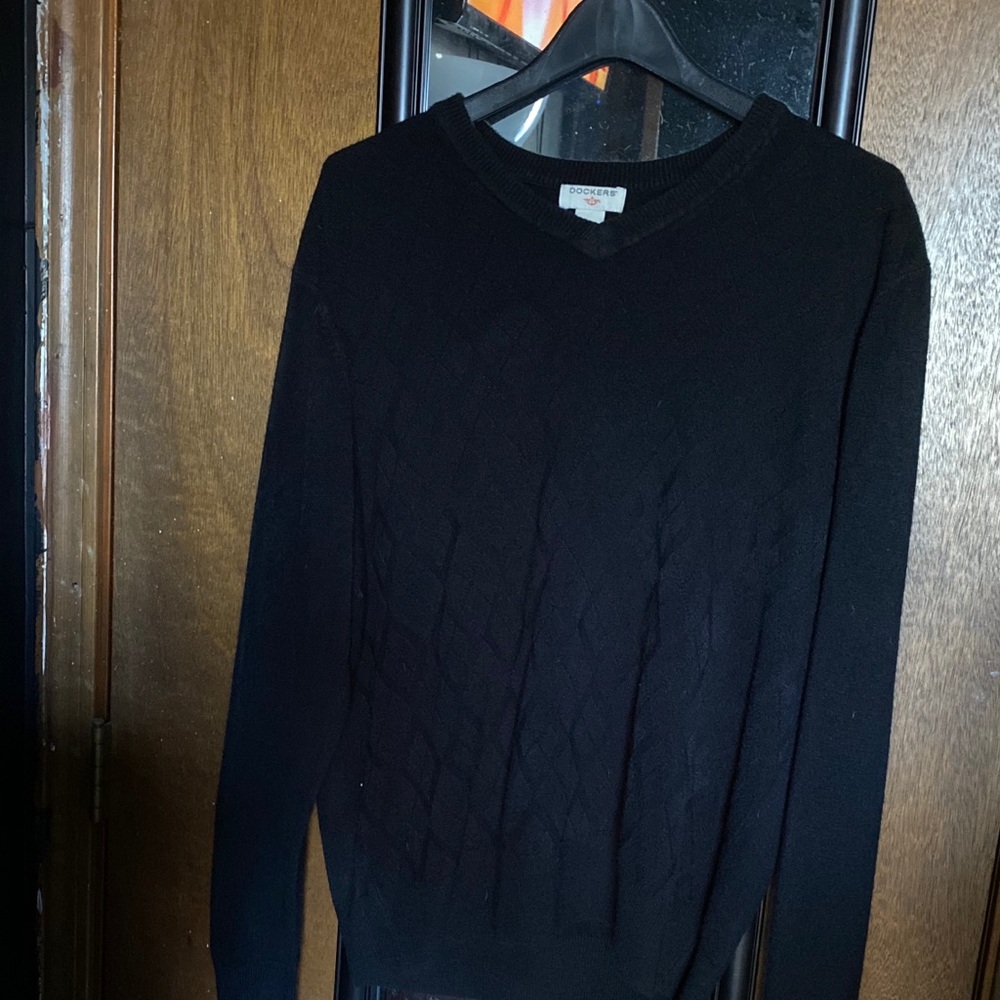 Men’s Black Long Sleeved Shirt 💕🖤